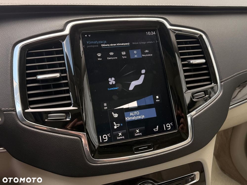 Volvo XC 90 T8 AWD Plug-In Hybrid Inscription 7os - 22