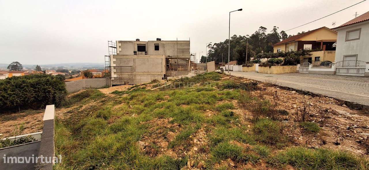Lote para Construção à Venda em Balazar - Póvoa de Varzim - Grande imagem: 2/10