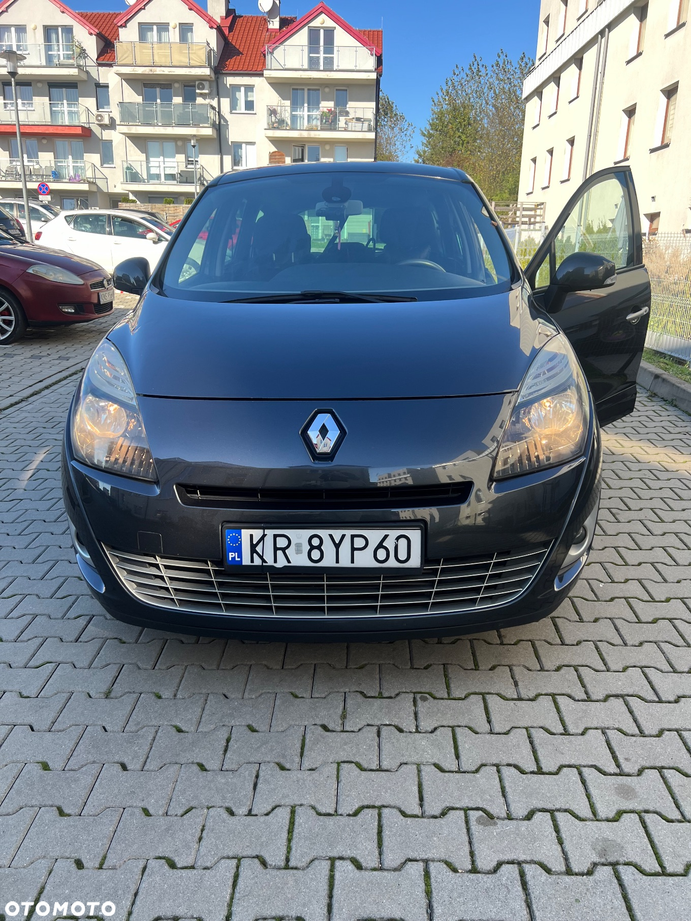 Renault Grand Scenic - 6