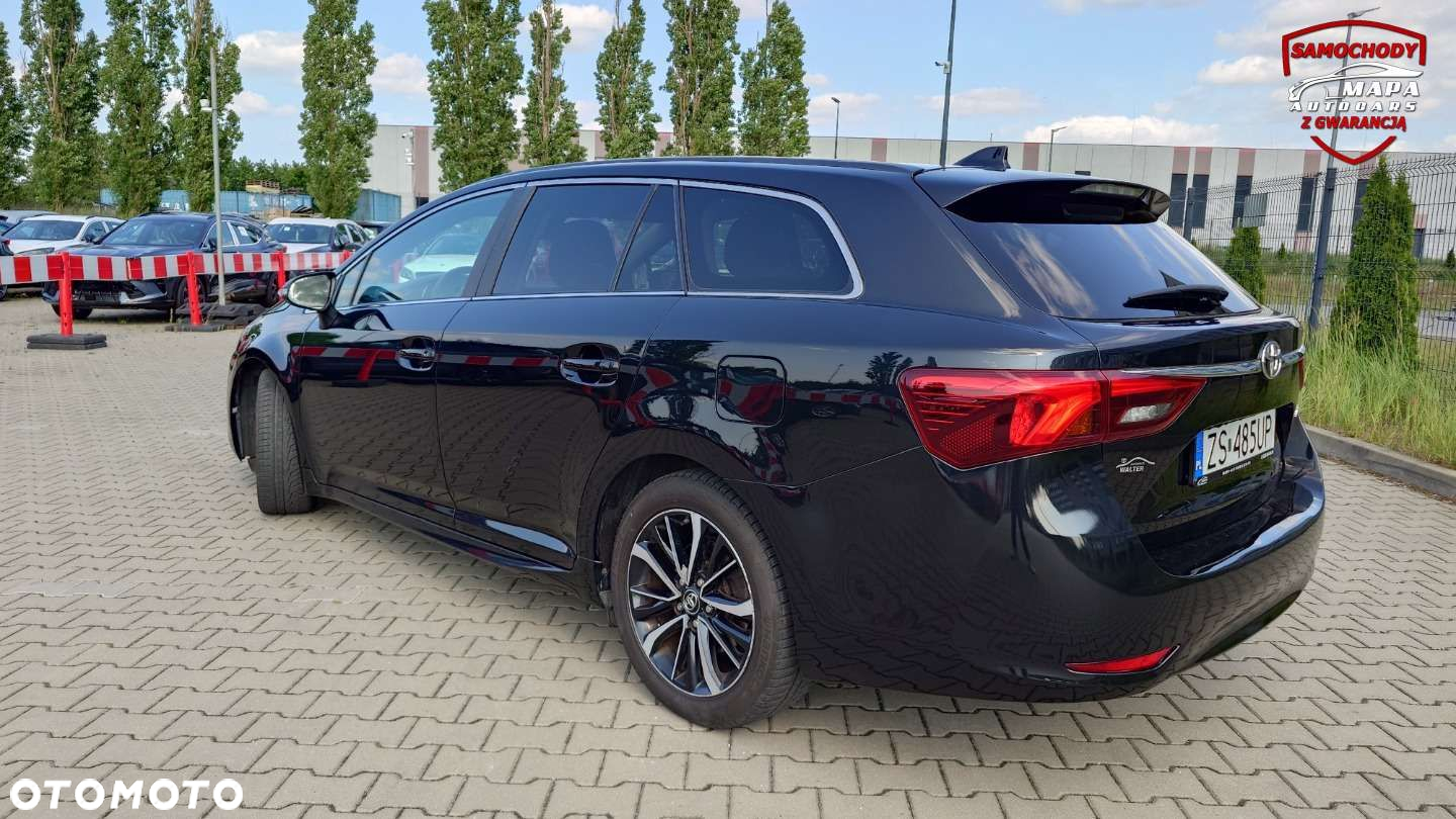 Toyota Avensis - 4