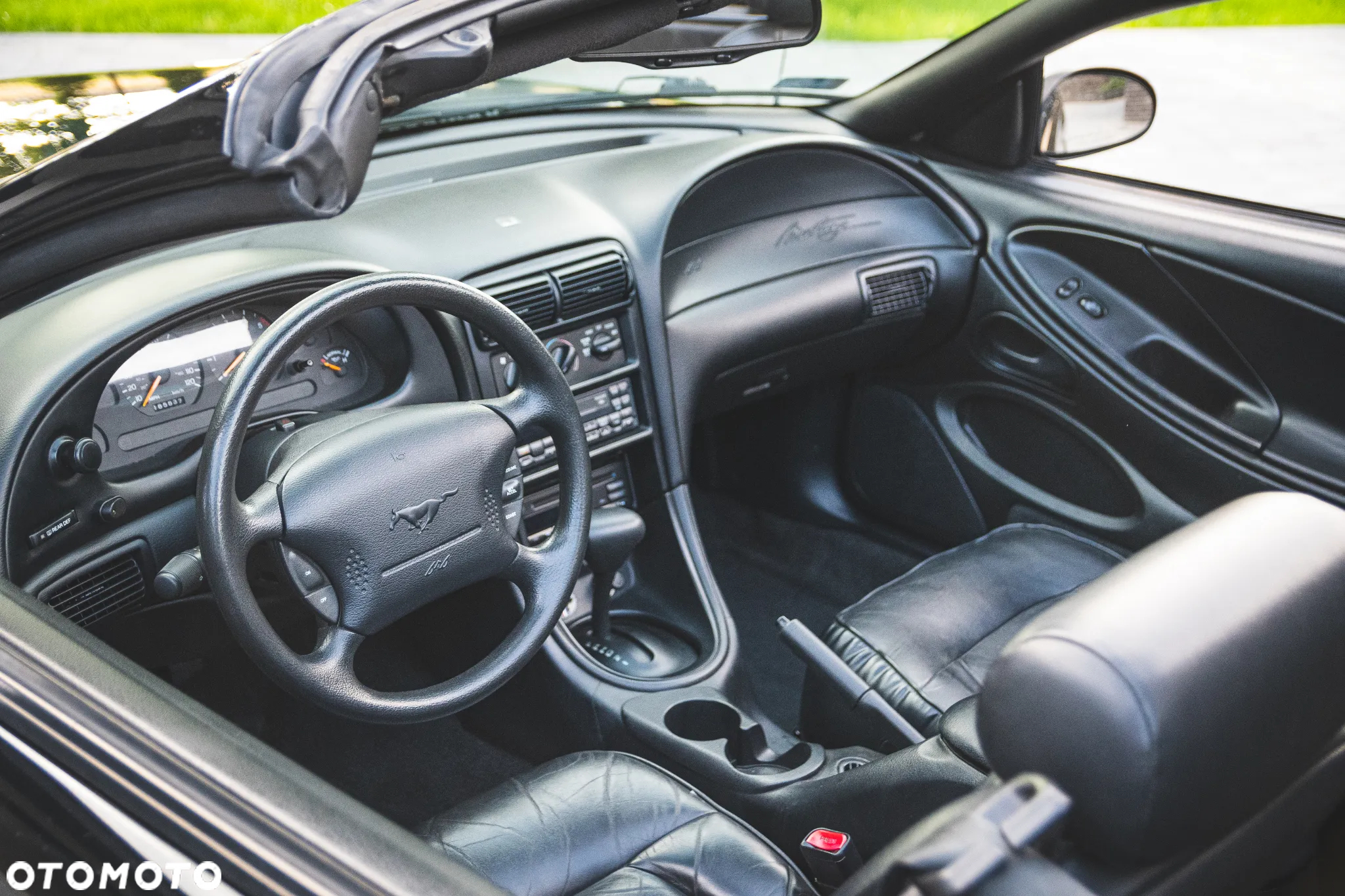 Ford Mustang - 19