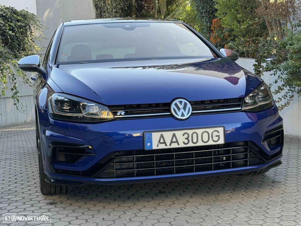 VW Golf R 4Motion (BlueMotion ) - 15