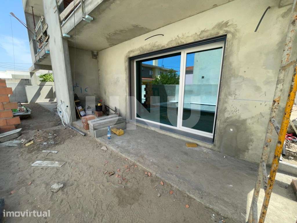Moradia com Piscina - Grande imagem: 4/45