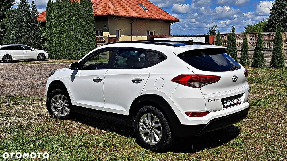 Hyundai Tucson 1.7 CRDI BlueDrive GO 2WD - 17