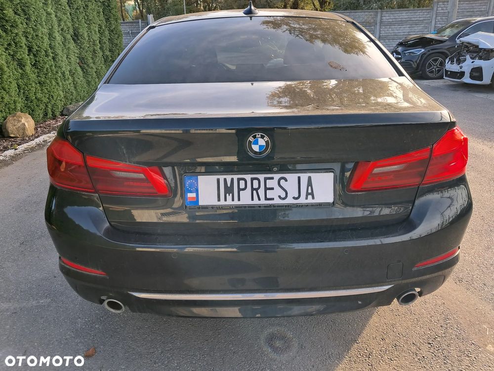 BMW Seria 5 520d Luxury Line - 12