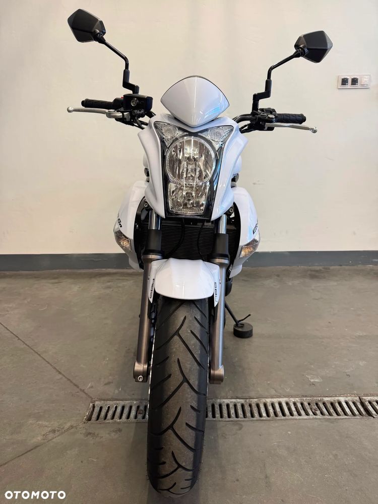 Kawasaki ER - 37