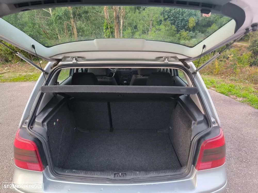 VW Golf 1.4 FSi Trendline Pack - 12