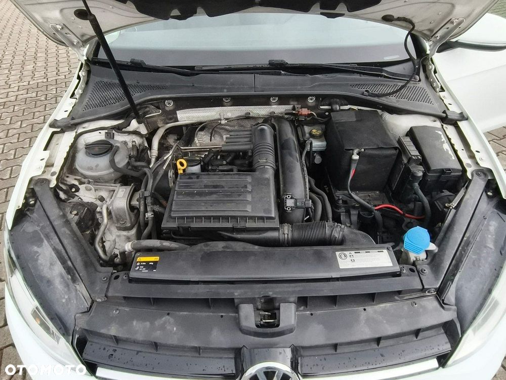 Volkswagen Golf - 14