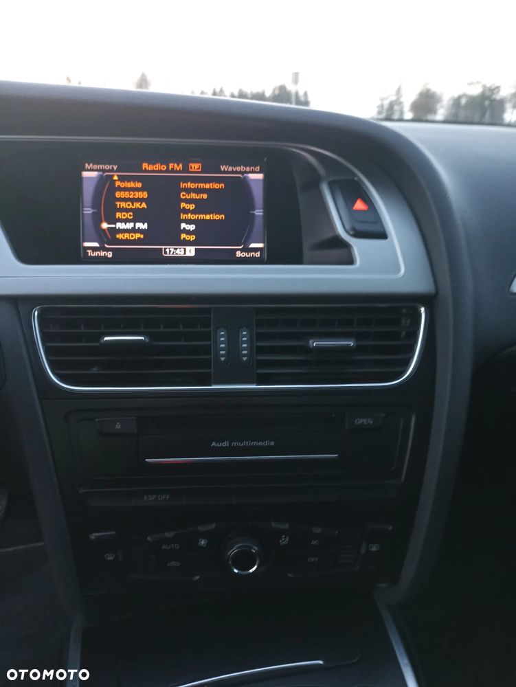 Audi A4 Avant 2.0 TDI - 25