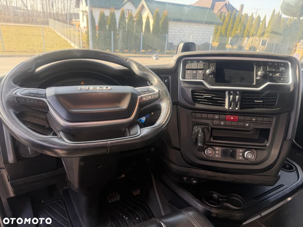 Iveco S-WAY 570   6X4   60 TON  RETARDER !!! - 10