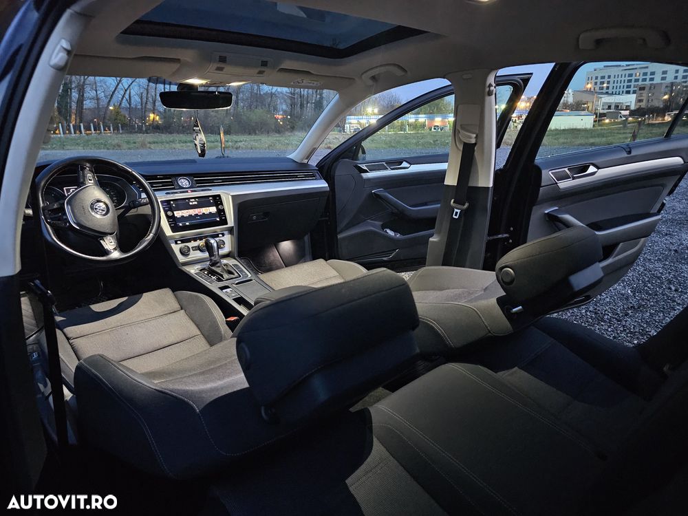 Volkswagen Passat Variant 1.6 TDI SCR DSG Comfortline - 7