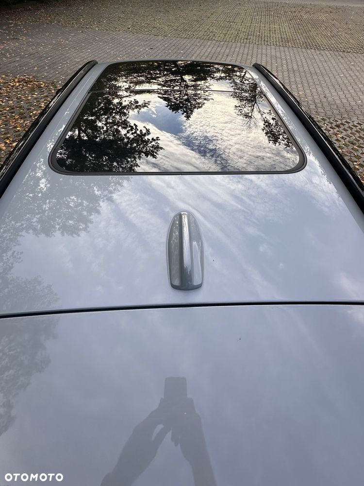 Volvo XC 40 B3 Ultimate Dark - 12