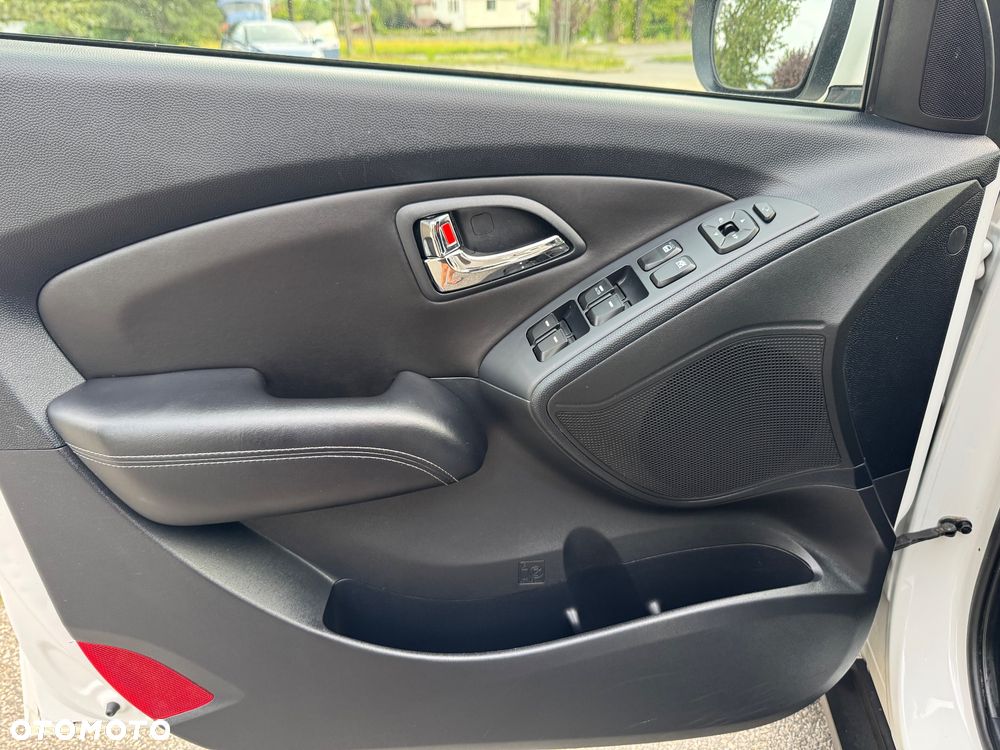 Hyundai ix35 2.0 CRDi Premium 4WD - 16