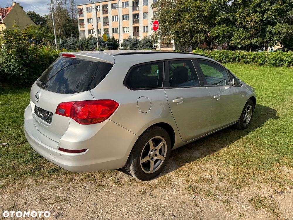 Opel Astra IV 1.6 Cosmo - 6