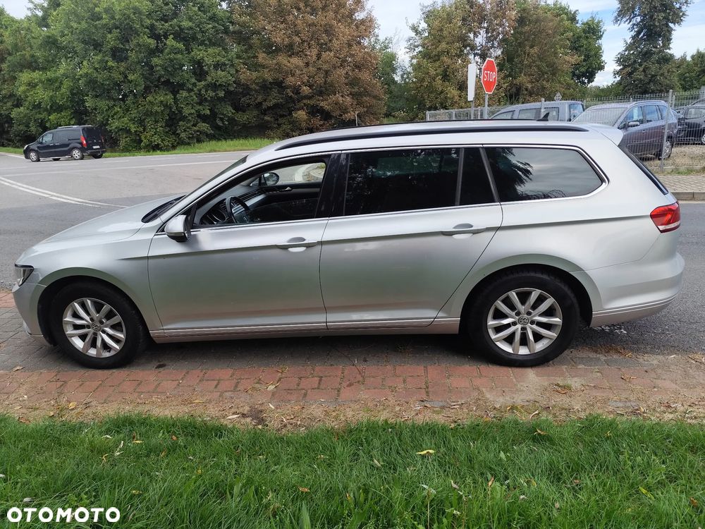 Volkswagen Passat Variant 2.0 TDI SCR Comfortline - 8