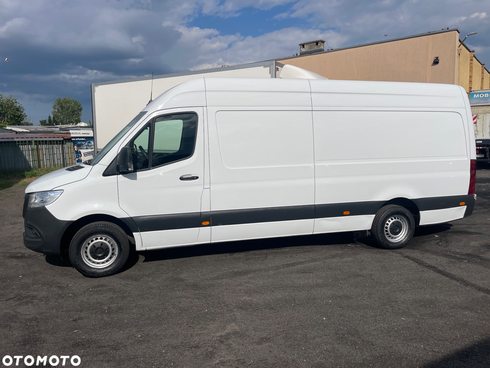 Mercedes-Benz Sprinter 315 - 12