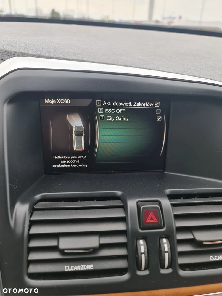 Volvo XC 60 D3 Inscription - 16