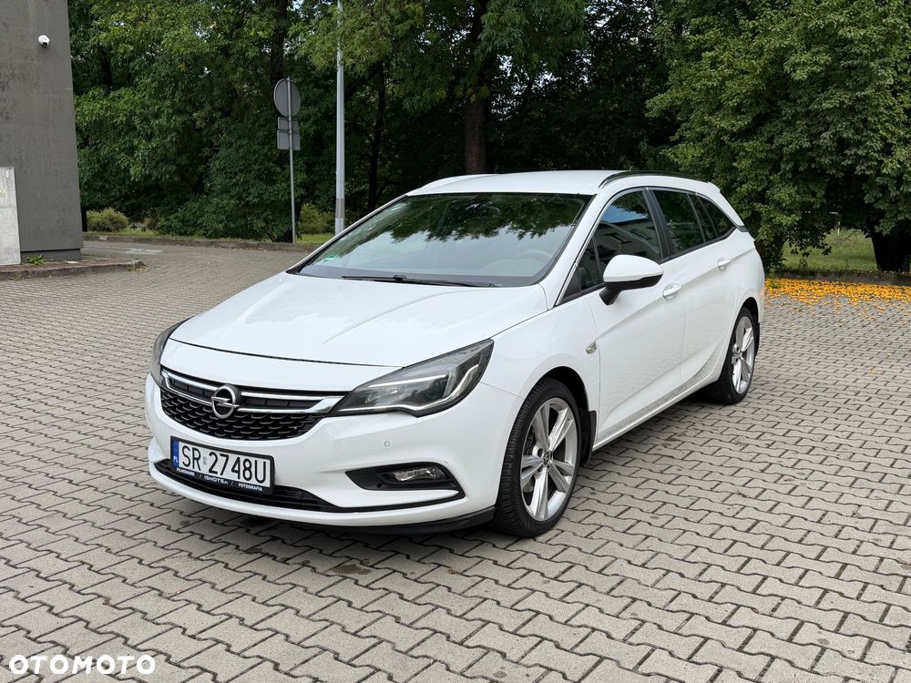 Opel Astra 1.6 CDTI Dynamic S&S - 2