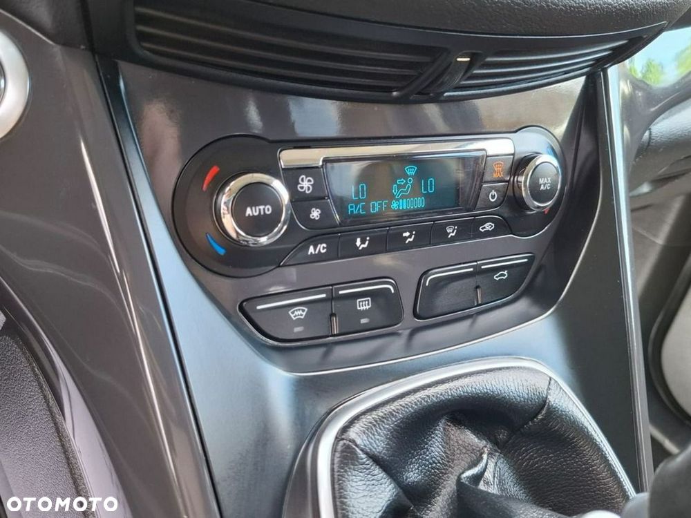 Ford Kuga 2.0 TDCi 4WD Titanium - 32