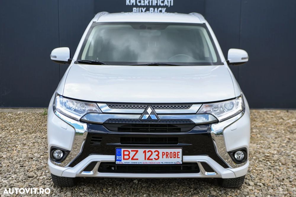 Mitsubishi Outlander 2.4 4WD - 9