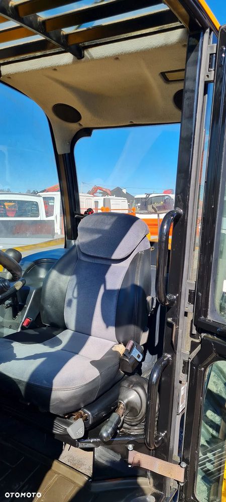 JCB 531-70 AGRI - 19