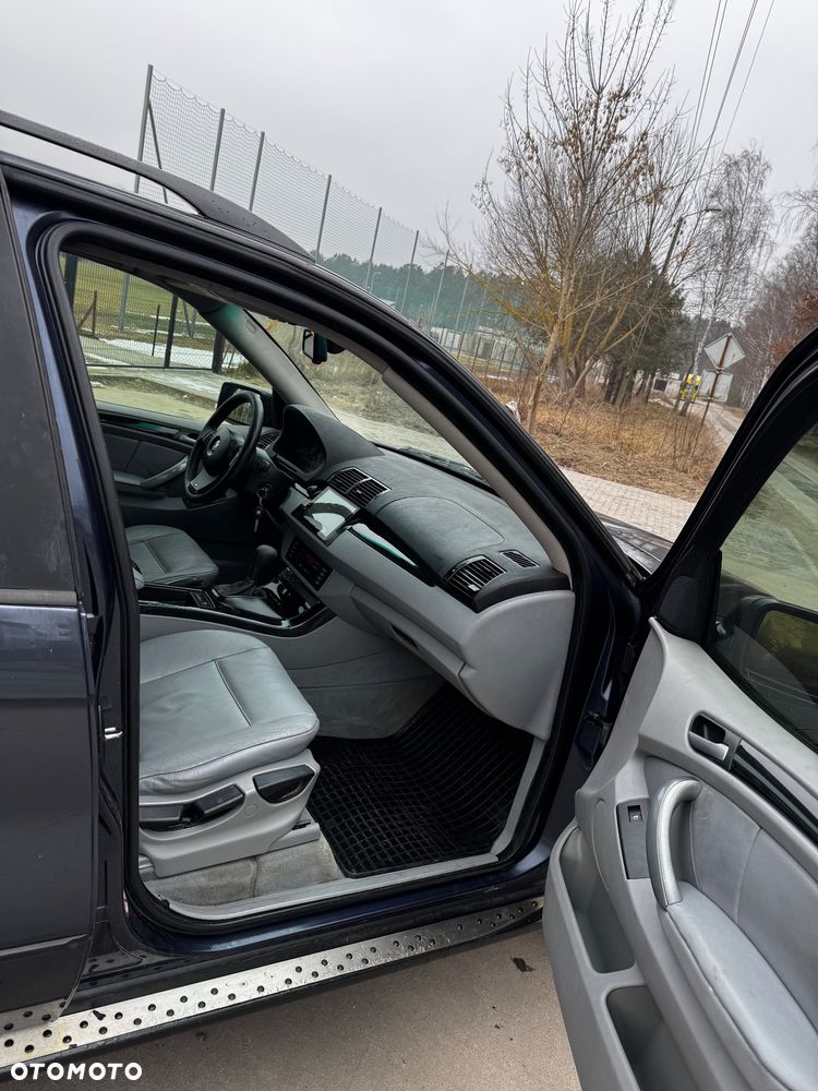 BMW X5 - 12