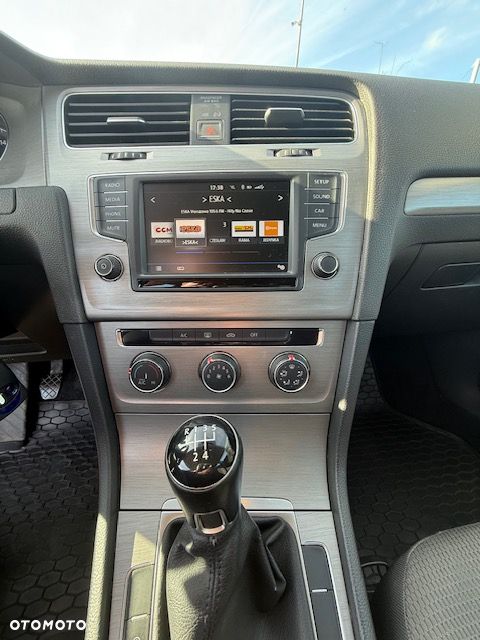 Volkswagen Golf 1.6 TDI BMT Comfortline - 5