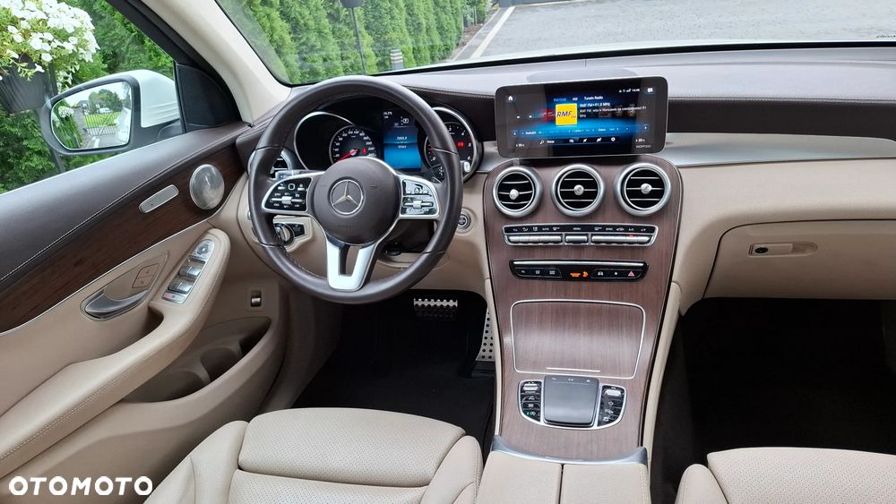Mercedes-Benz GLC 200 d 4-Matic Business Edition - 32