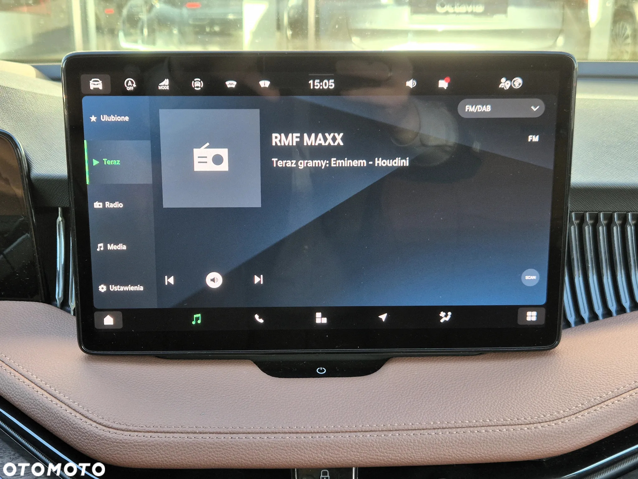 Skoda Superb 2.0 TDI SCR 4x4 L&K DSG - 18