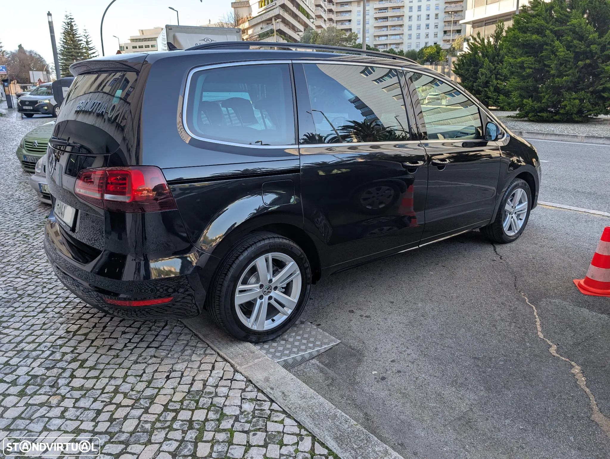 VW Sharan 2.0 TDI Confortline DSG - 8