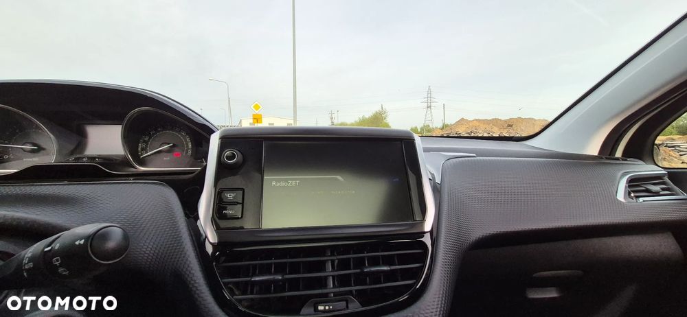 Peugeot 2008 e-HDi FAP 115 STOP & START Business-Line - 13