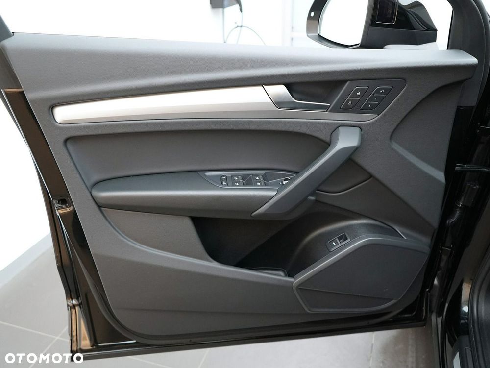 Audi Q5 Sportback - 10