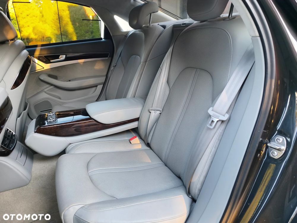 Audi A8 4.2 TDI Quattro - 15