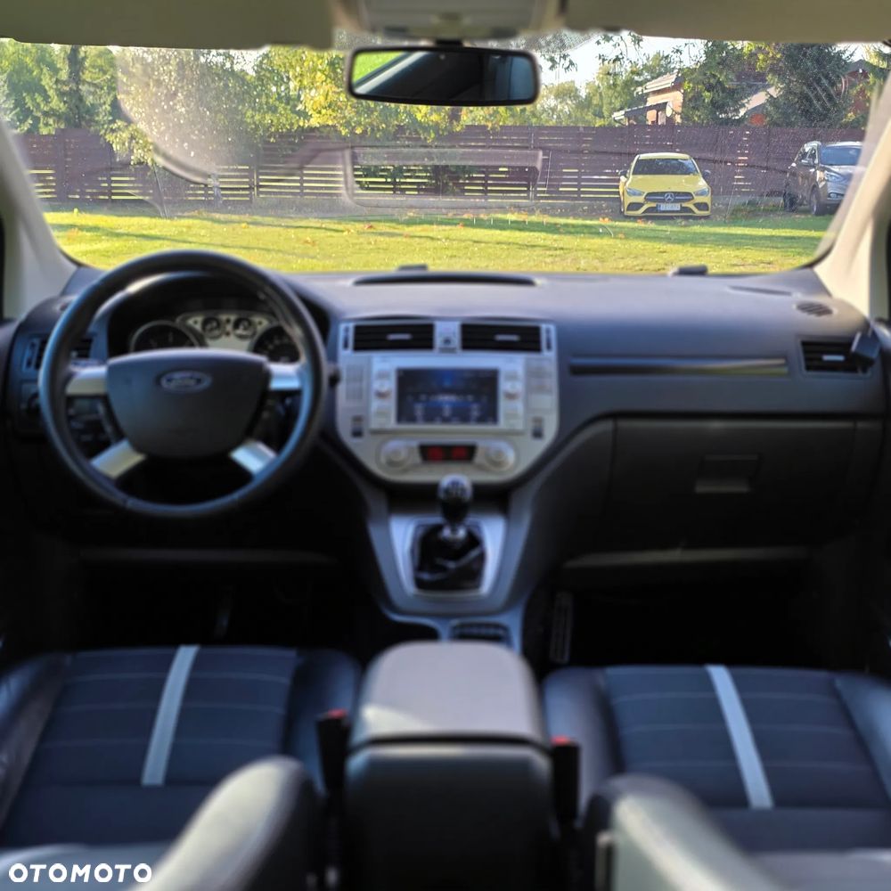 Ford Kuga 2.0 TDCi 4x4 Titanium - 20