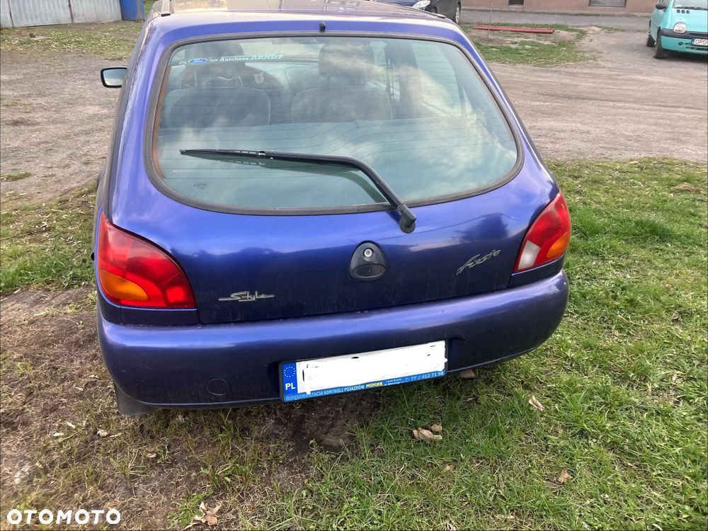 Ford Fiesta - 5