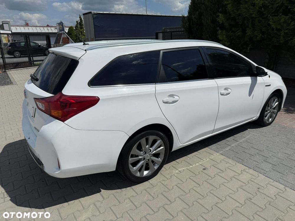 Toyota Auris - 3