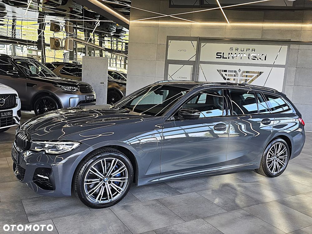 BMW Seria 3 330e xDrive M Sport sport - 3