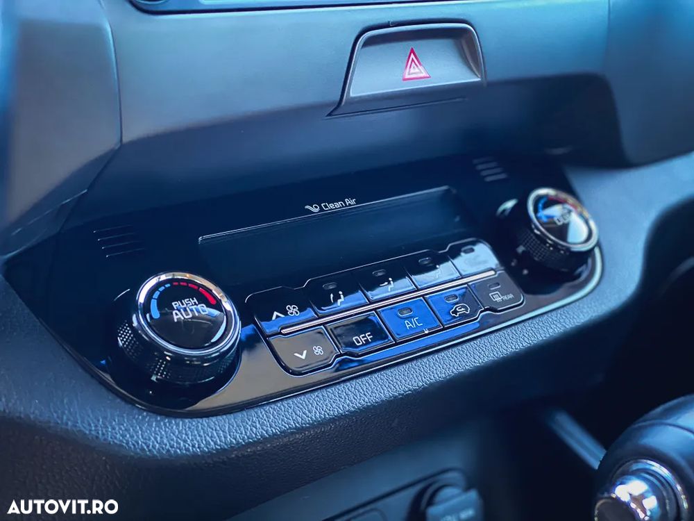 Kia Sportage 2.0 DSL 6AT 4x4 Style - 21