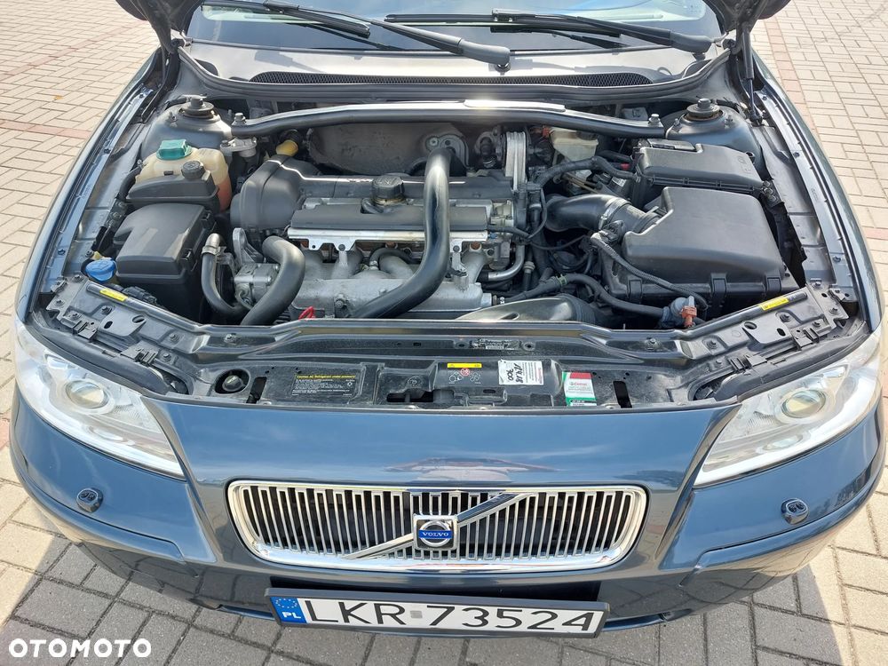 Volvo V70 2.5T AWD Summum - 6