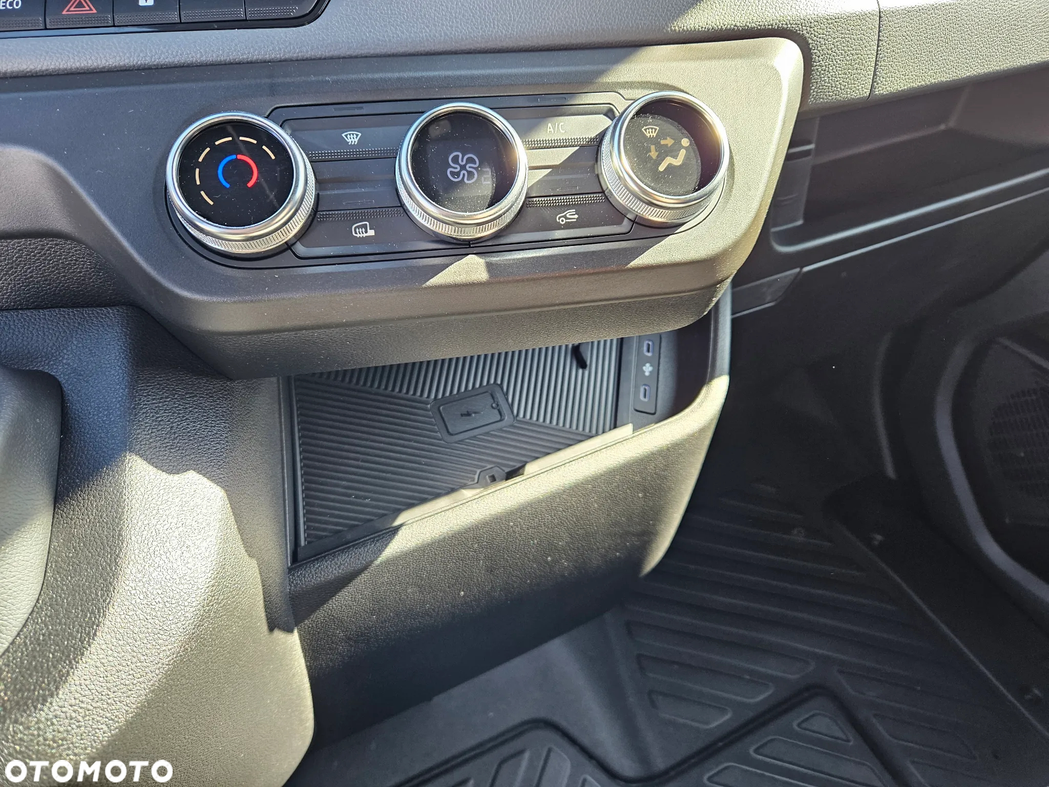 Renault nowy Master kontener 8 EP Carpol - 14