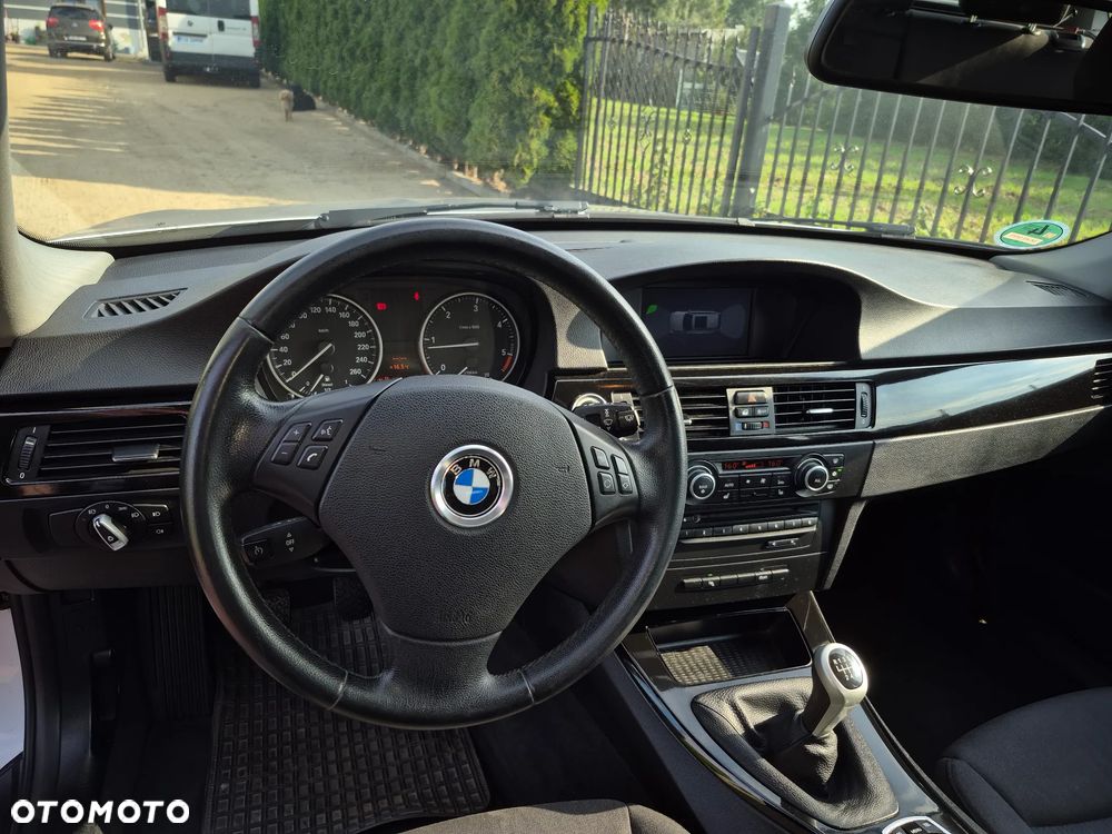 BMW Seria 3 316d - 6
