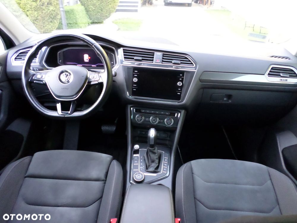 Volkswagen Tiguan - 26