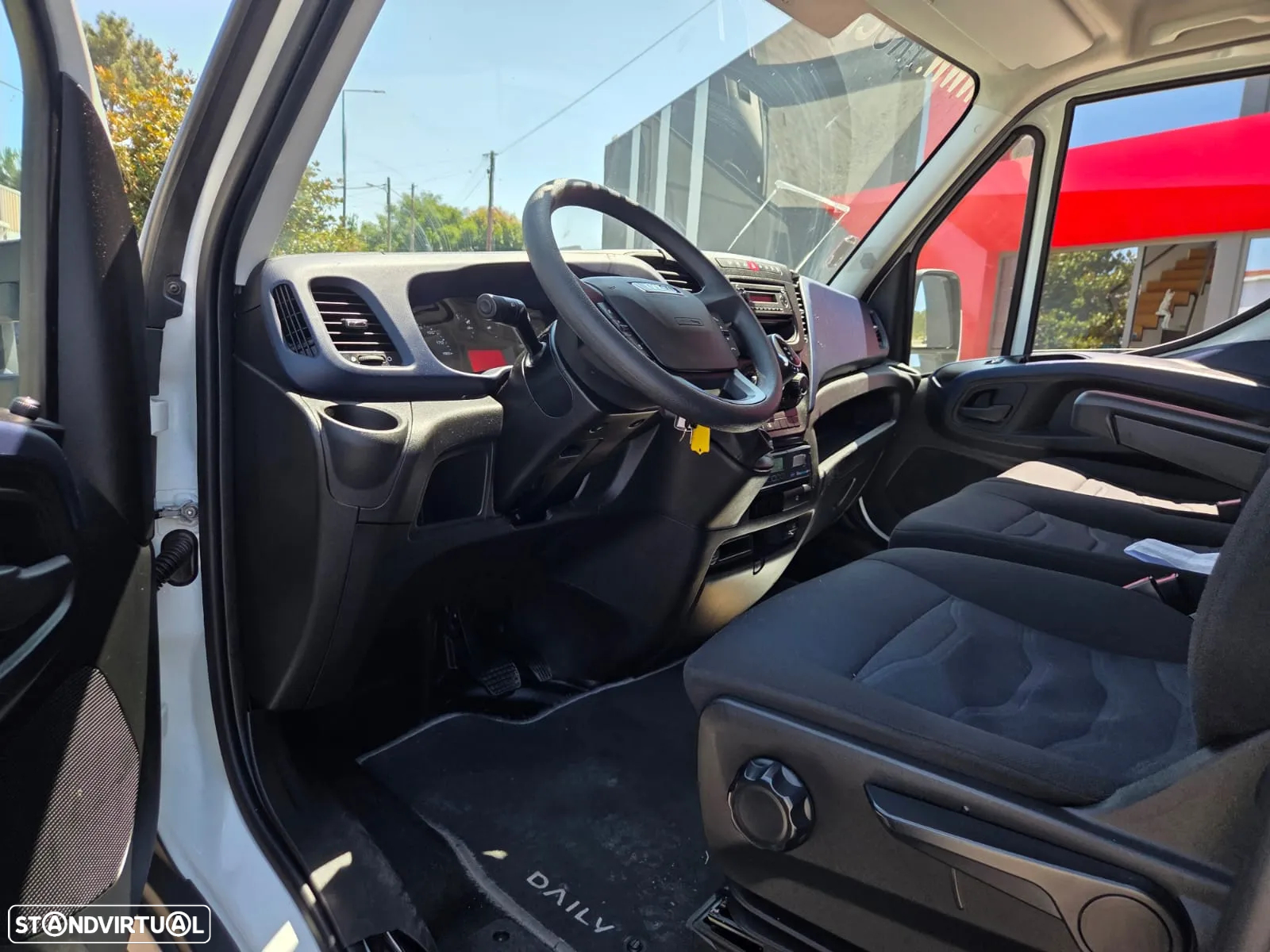 Iveco Daily 35S18 frigorífica aut - 14