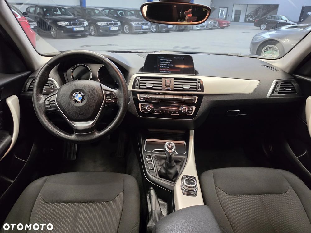BMW Seria 1 118d Edition Metropolitan - 27