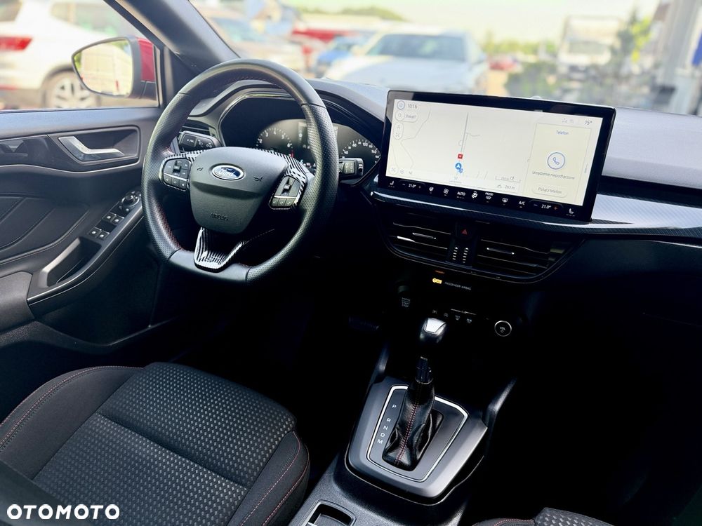 Ford Focus 1.0 EcoBoost Hybrid ST-LINE - 17