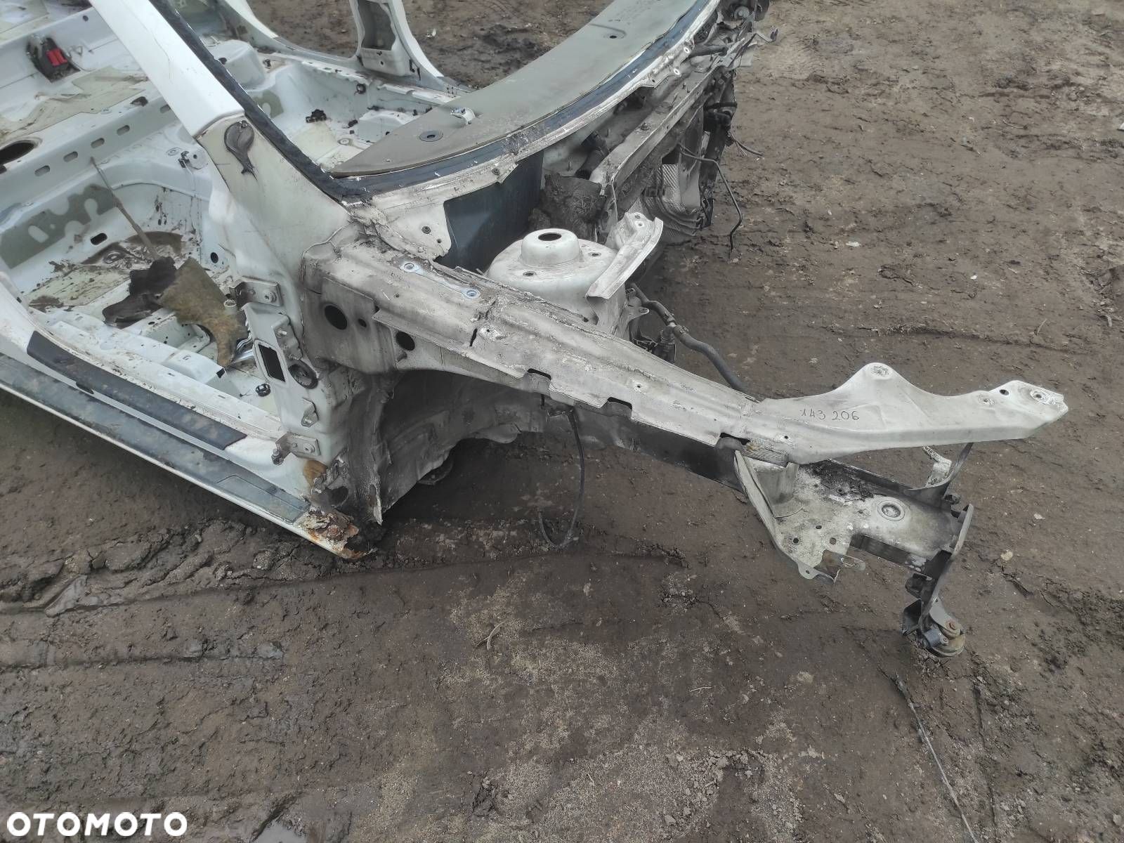 ĆWIARTKA PODŁUŻNICA PRAWY PRZÓD SKODA OCTAVIA II - 1