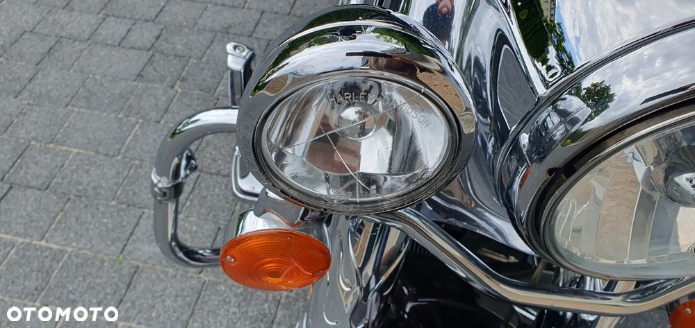 Harley-Davidson Touring Road King - 13