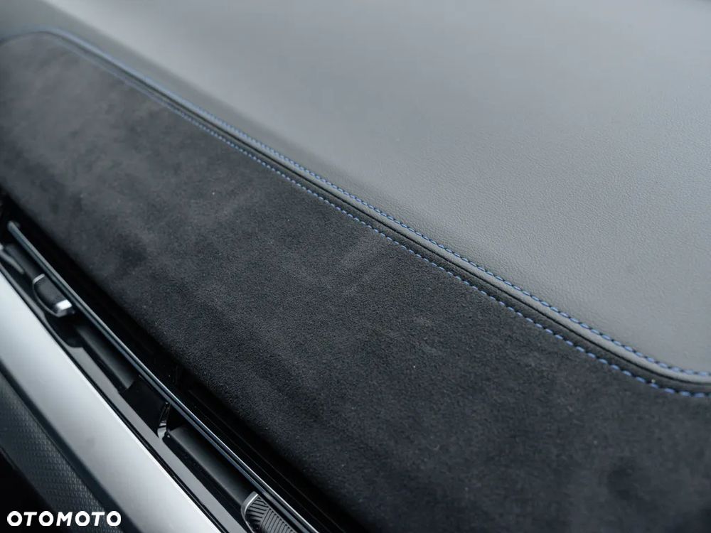 BMW X1 sDrive18i - 8