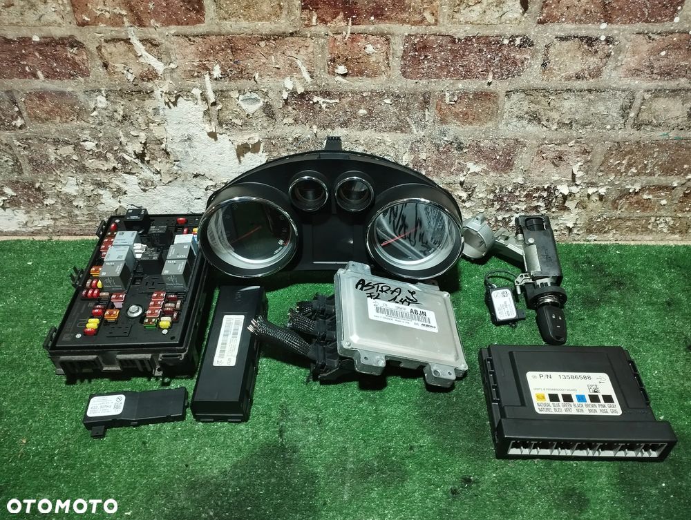 ZESTAW STARTOWY KOMPUTER 12654137 OPEL ASTRA J 1.4T - 3