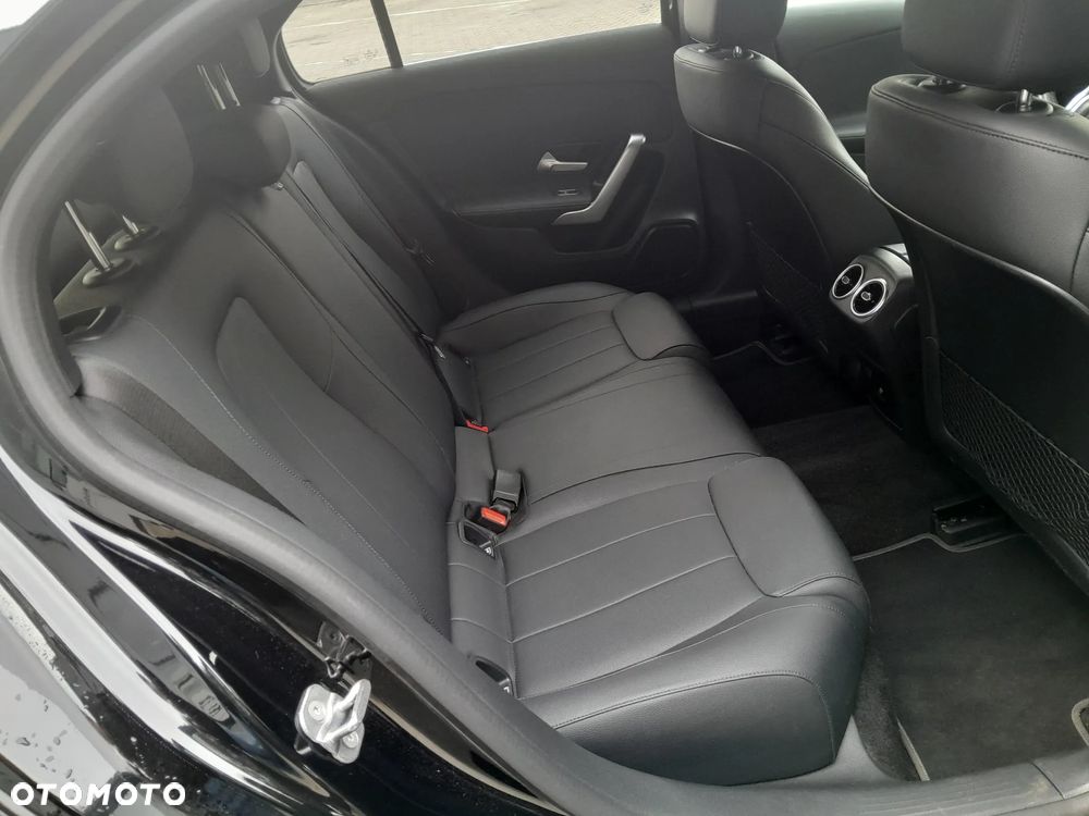 Mercedes-Benz Klasa A 200 Progressive 7G-DCT - 19